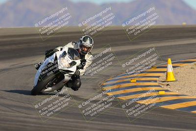 media/Dec-10-2023-SoCal Trackdays (Sun) [[0ce70f5433]]/Turn 12 (2pm)/